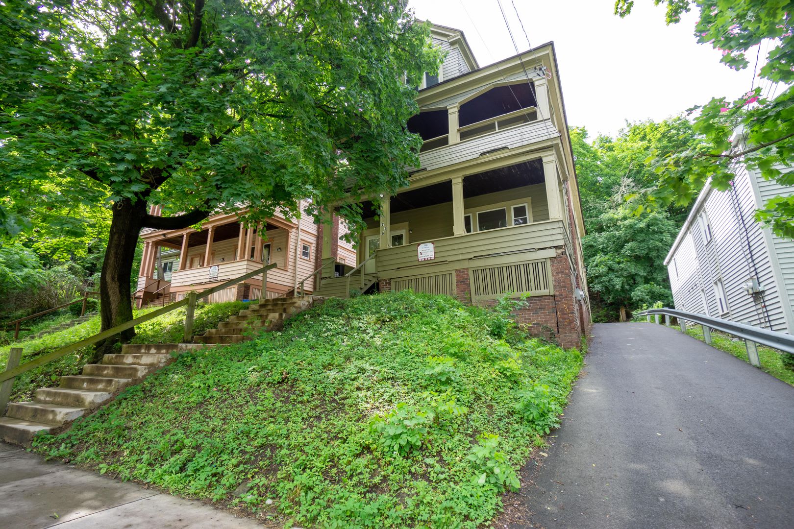 718 Euclid Ave – photo 1