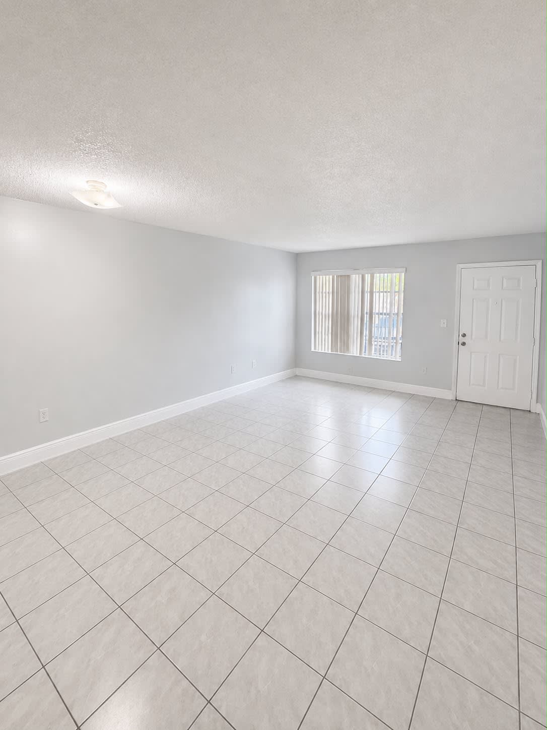 271 Nw 177 St 106 – photo 1 of 88