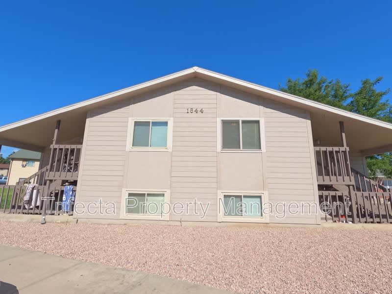 1644 East Pitkin Street, Unit D – photo 1