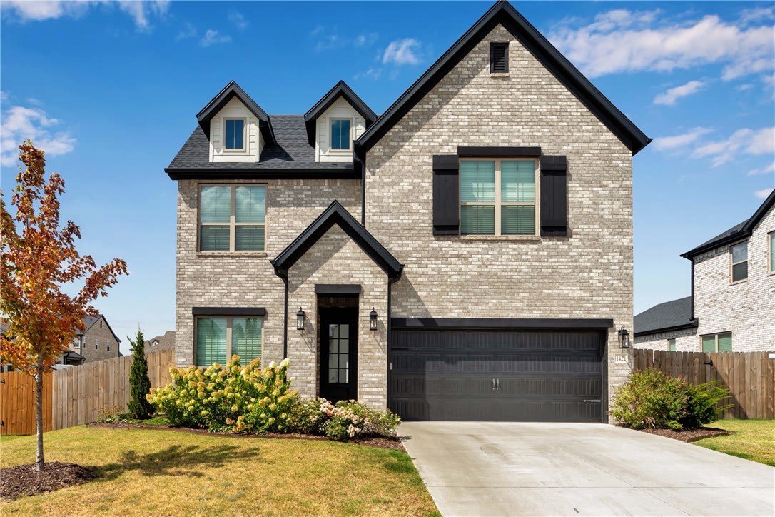1422 Elijahs Drive – photo 1 of 31