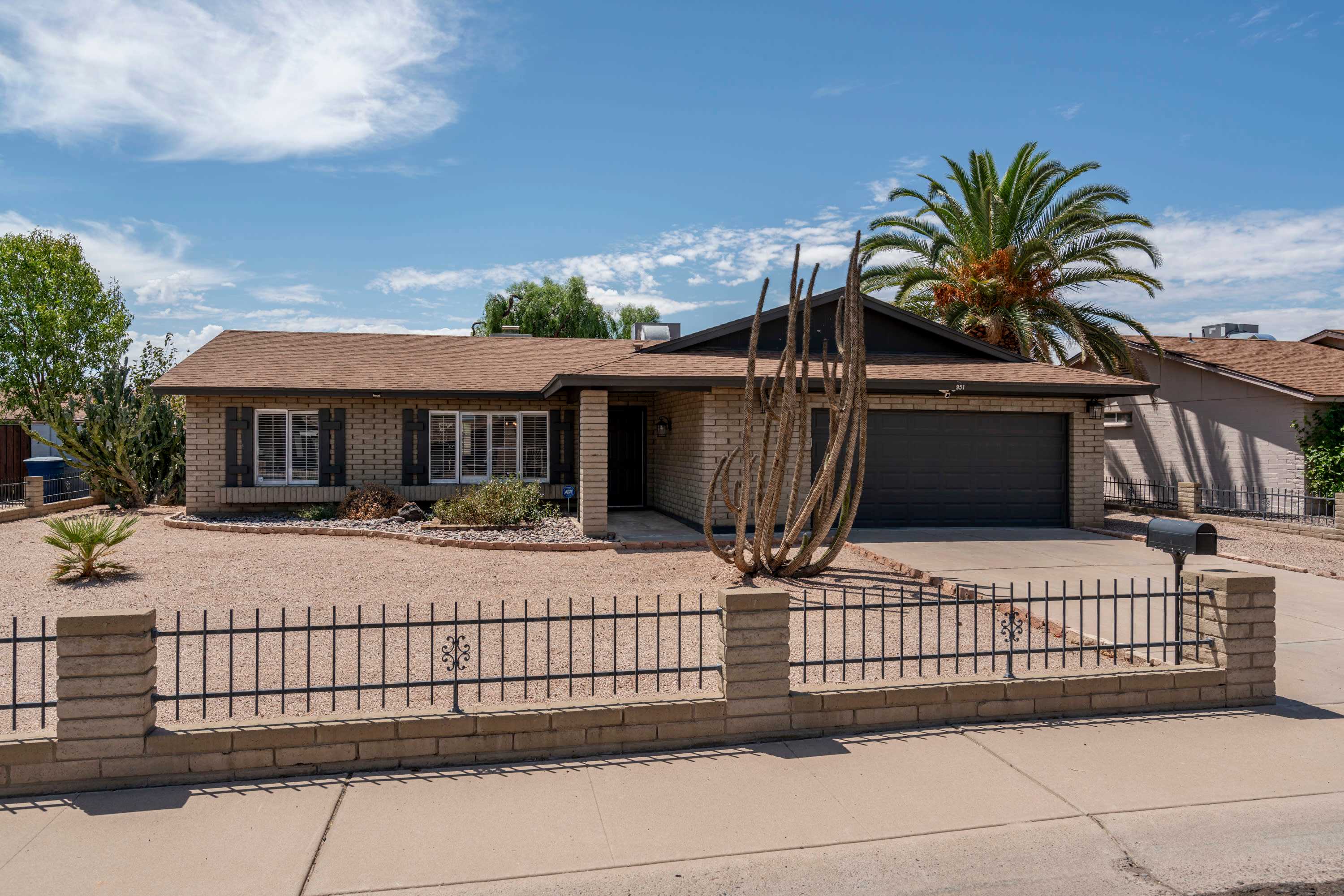 951 West La Jolla Drive – photo 1