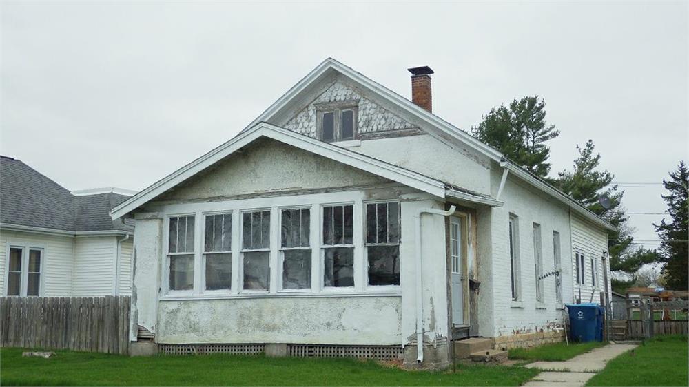 1003 8th Ave – photo 1