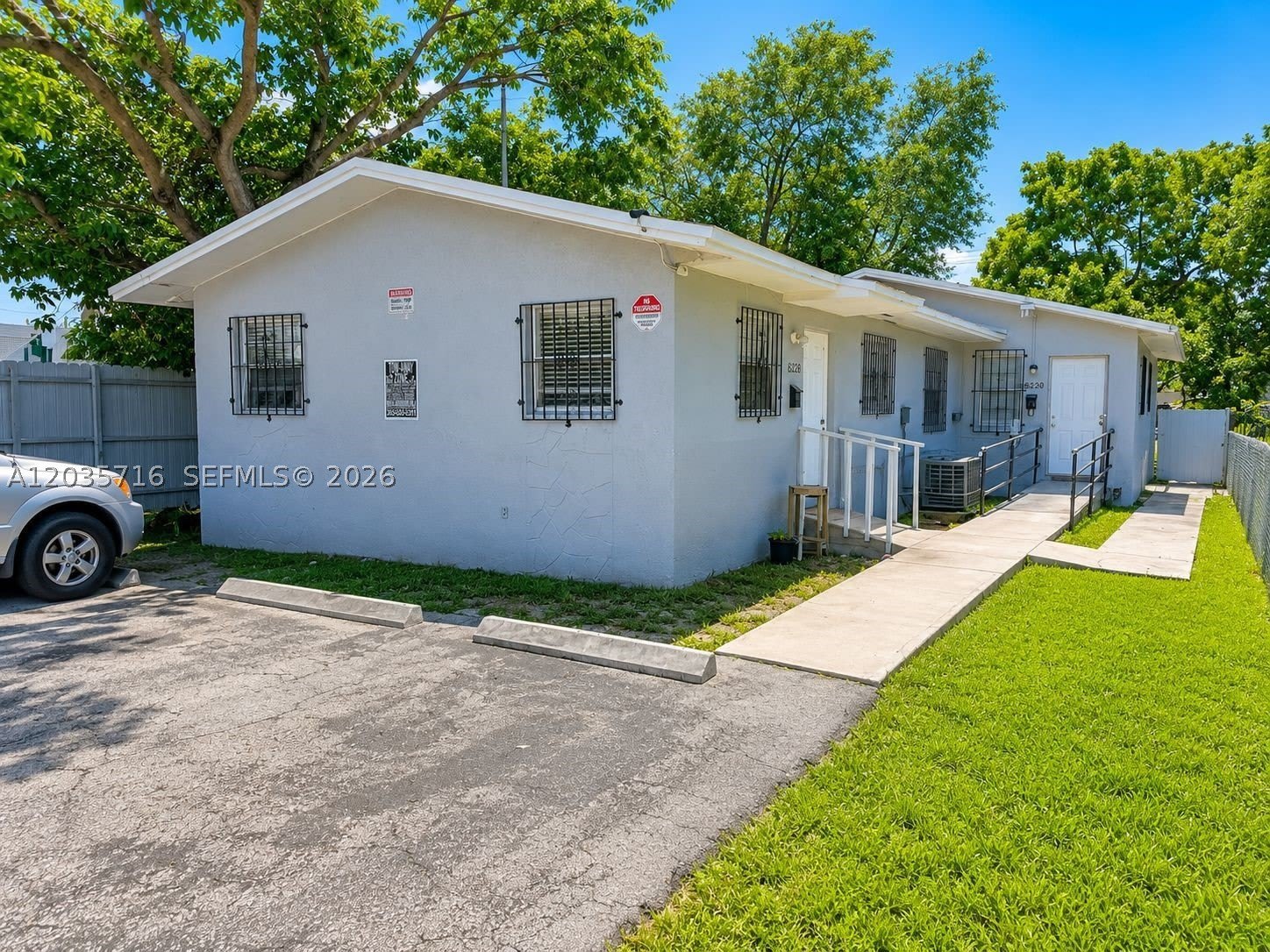 6228 NW 4th Ave – photo 1
