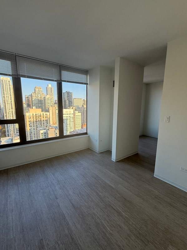 152 W Superior – photo 1