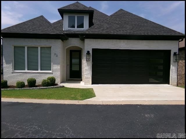 73 Tournay Circle – photo 1