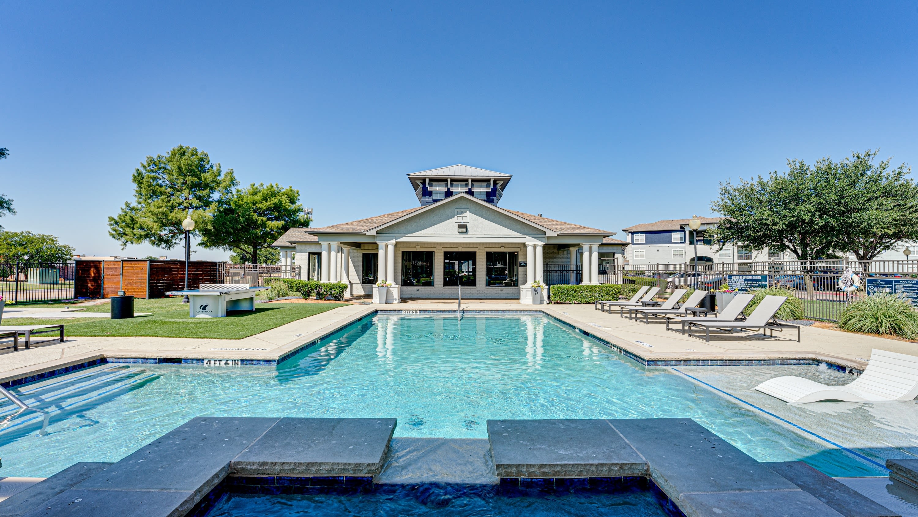 Highland Luxury Living – photo 1 of 329