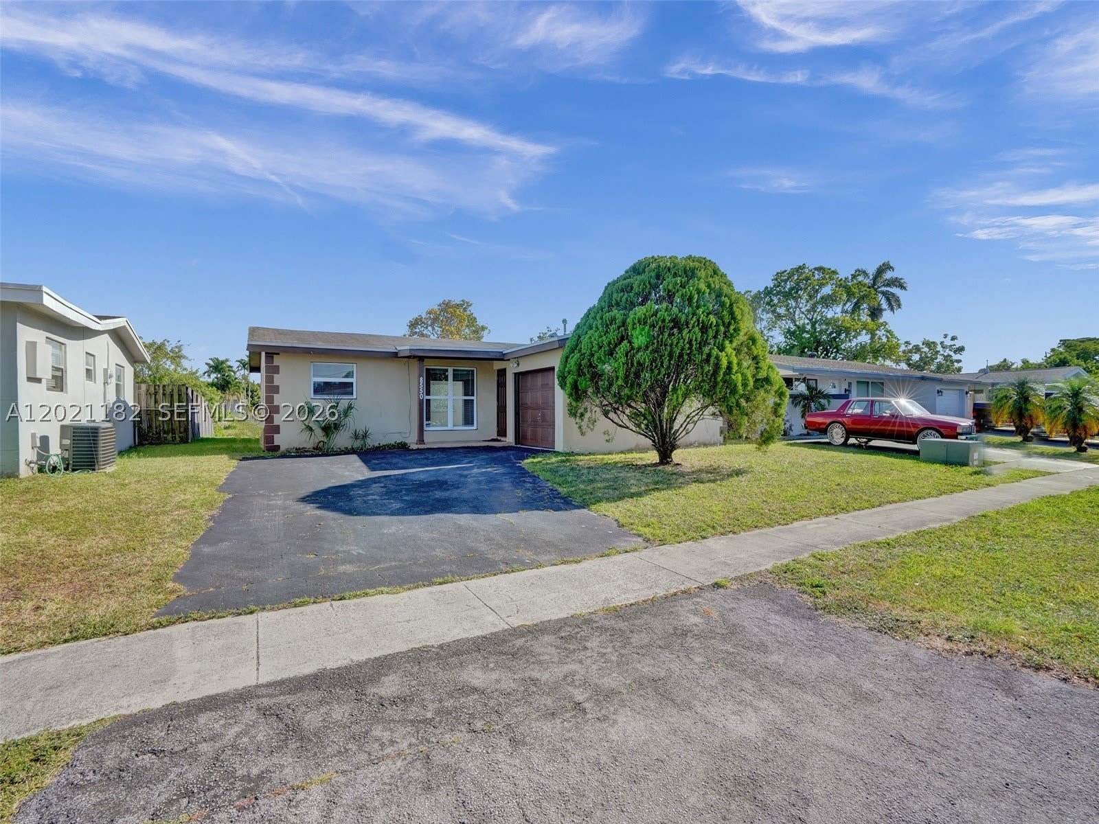 8550 NW 27th Pl – photo 1