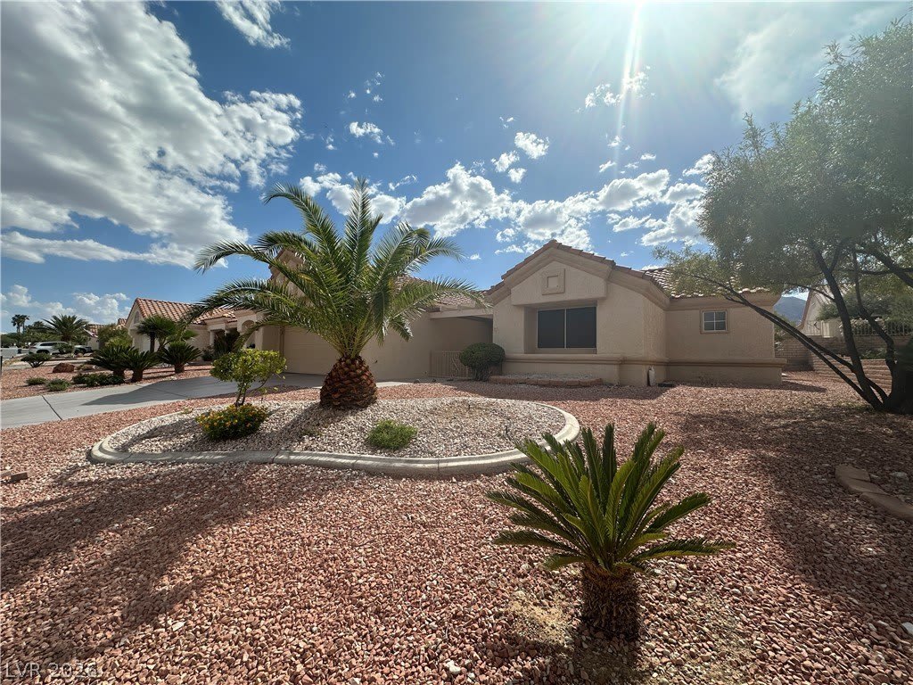 3013 Hawksdale Drive – photo 1