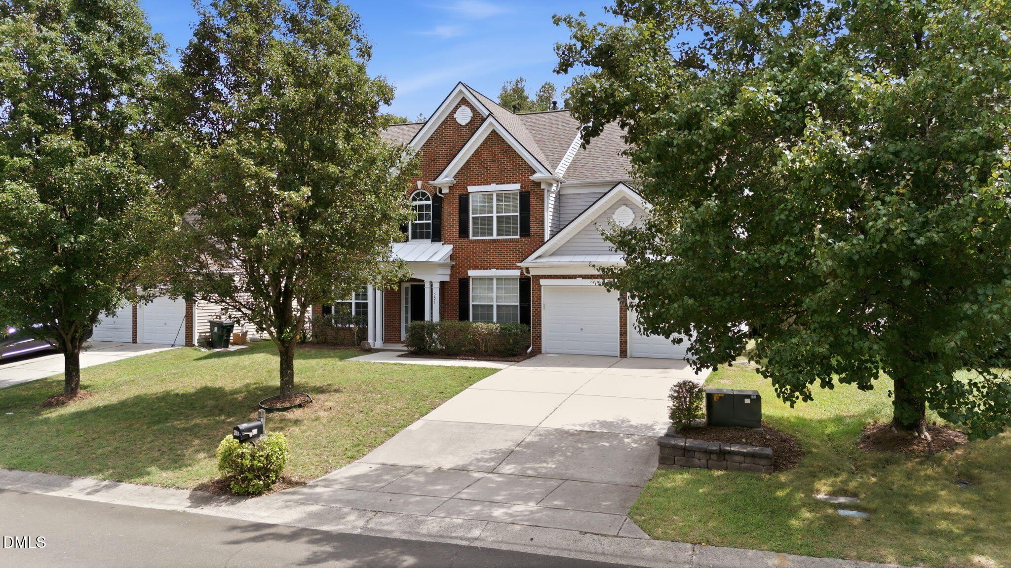 201 Shakespeare Street – photo 1 of 47