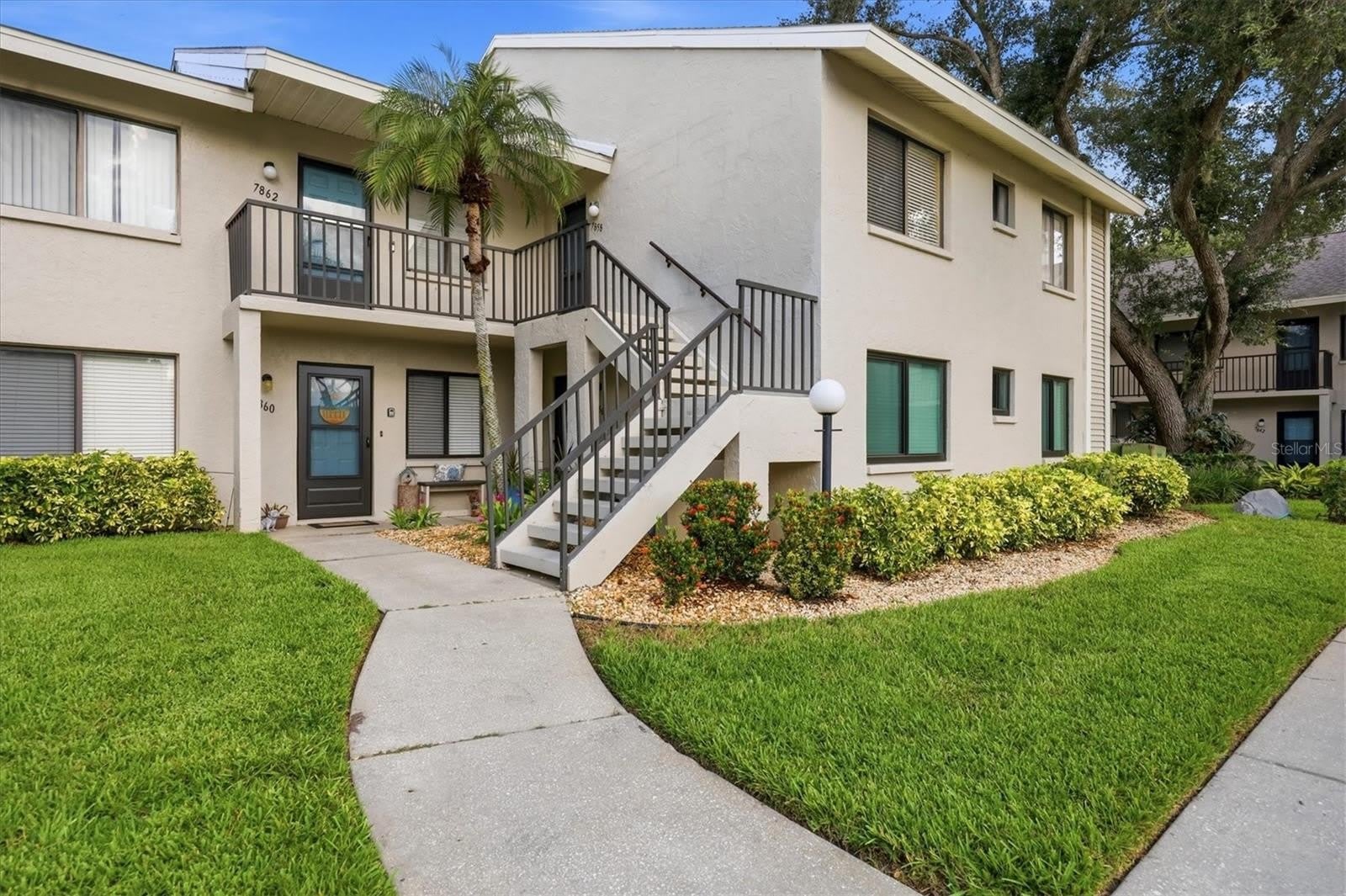 7858 EAGLE CREEK Drive – photo 1