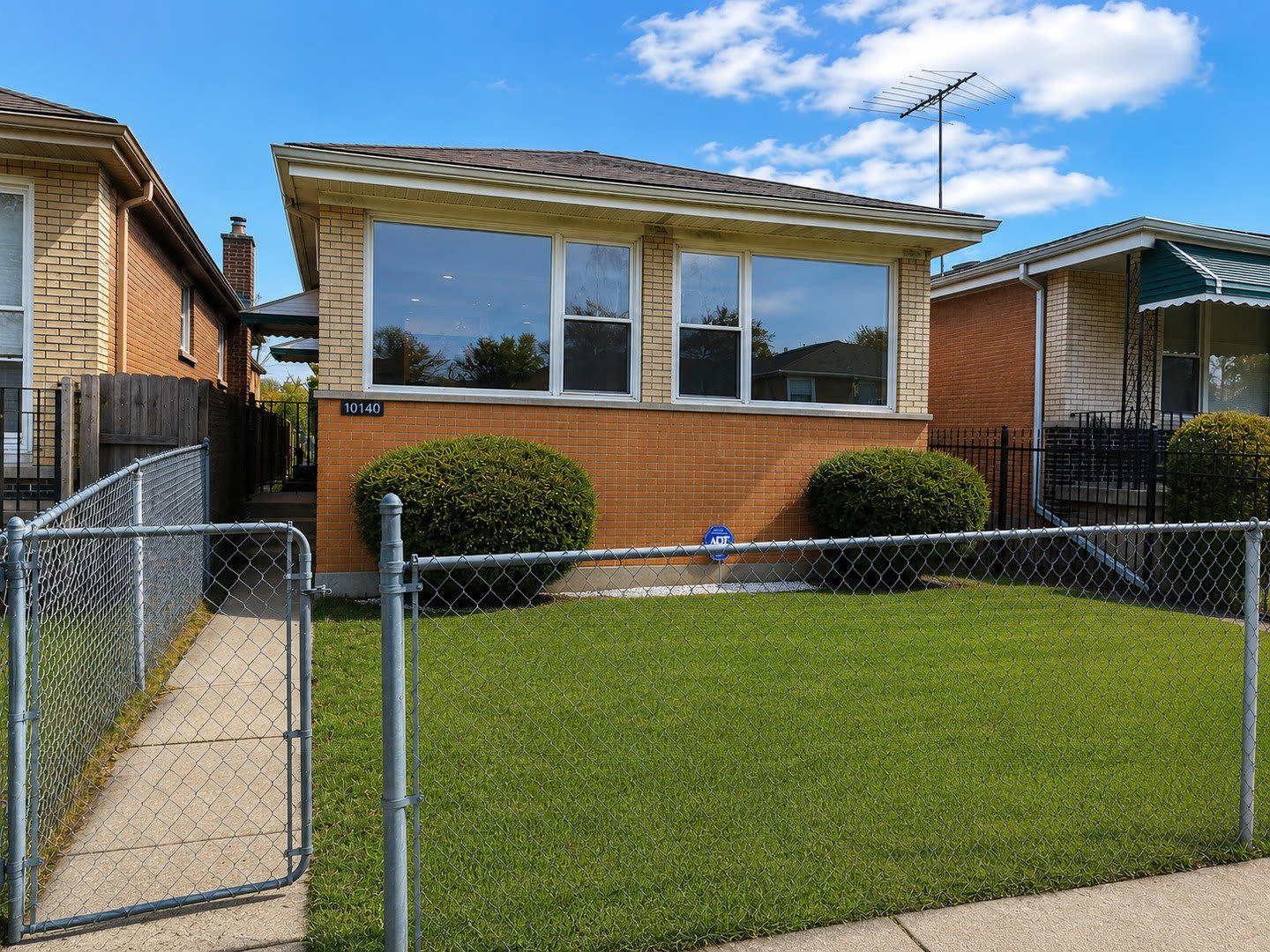 332 W 100th Street – photo 1