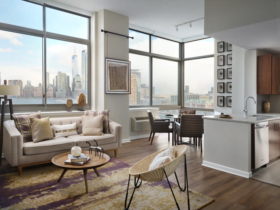 BLVD 425 – photo 1