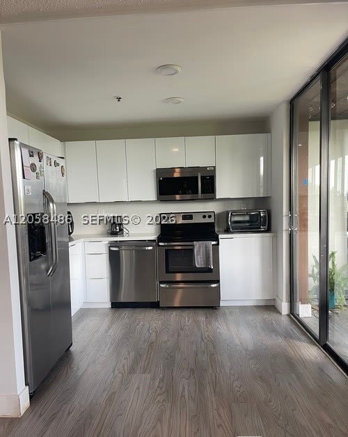671 Ne 195Th St – photo 1