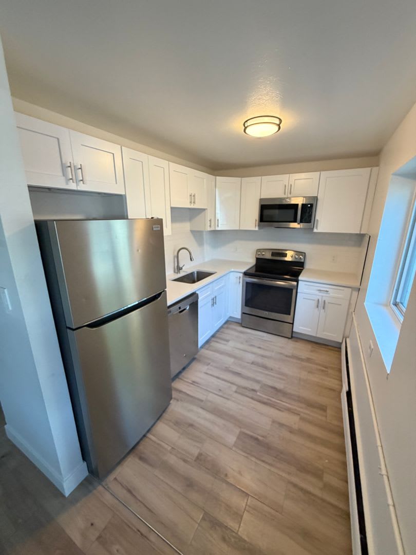 3650 S Lincoln St – photo 1