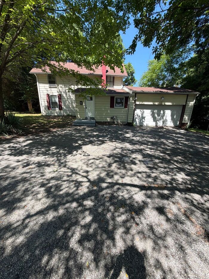 2725 Solway Avenue – photo 1