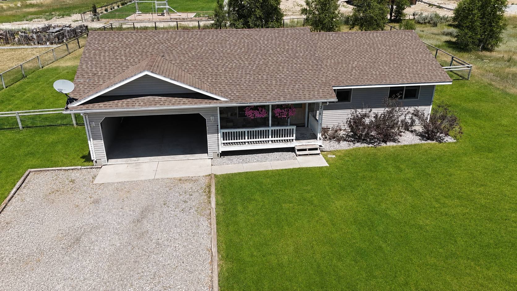 216 Butte Dr. – photo 1 of 2