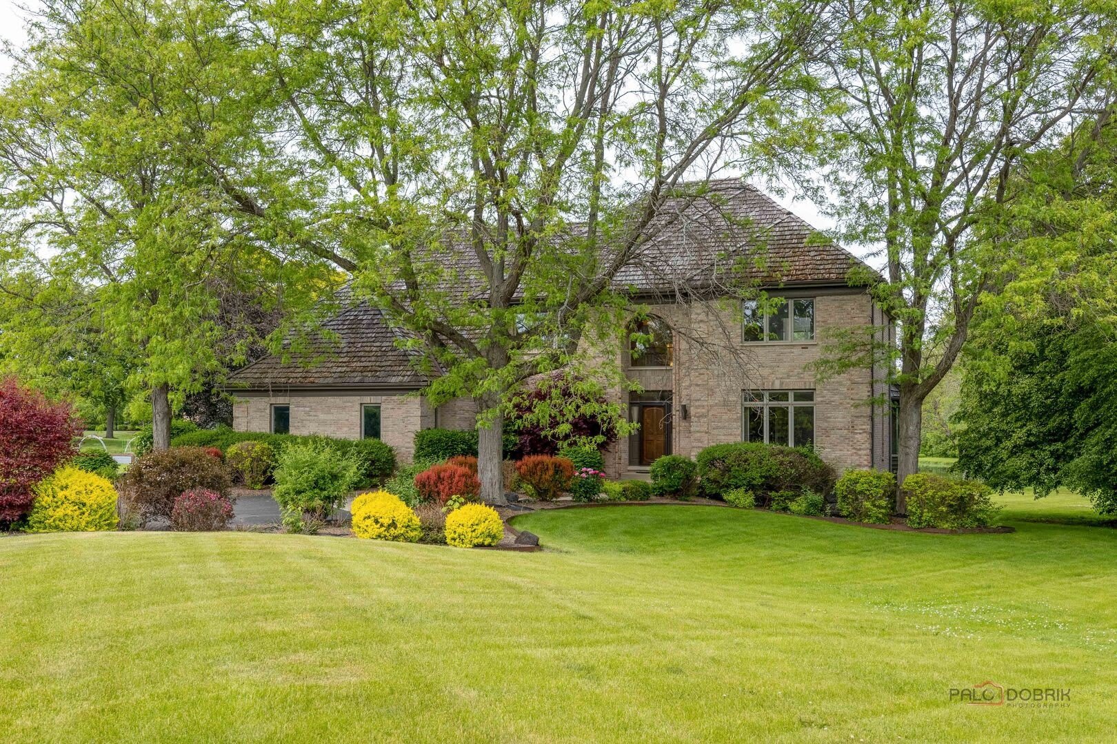 5420 Belmont Court – photo 1 of 92