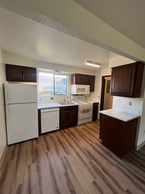 Fairwood Square – photo 1 of 126