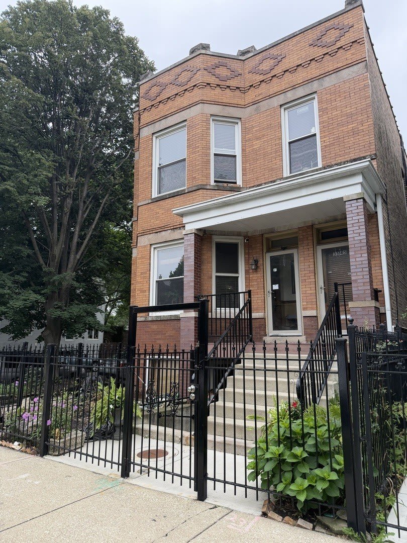 3545 W Belden Avenue – photo 1