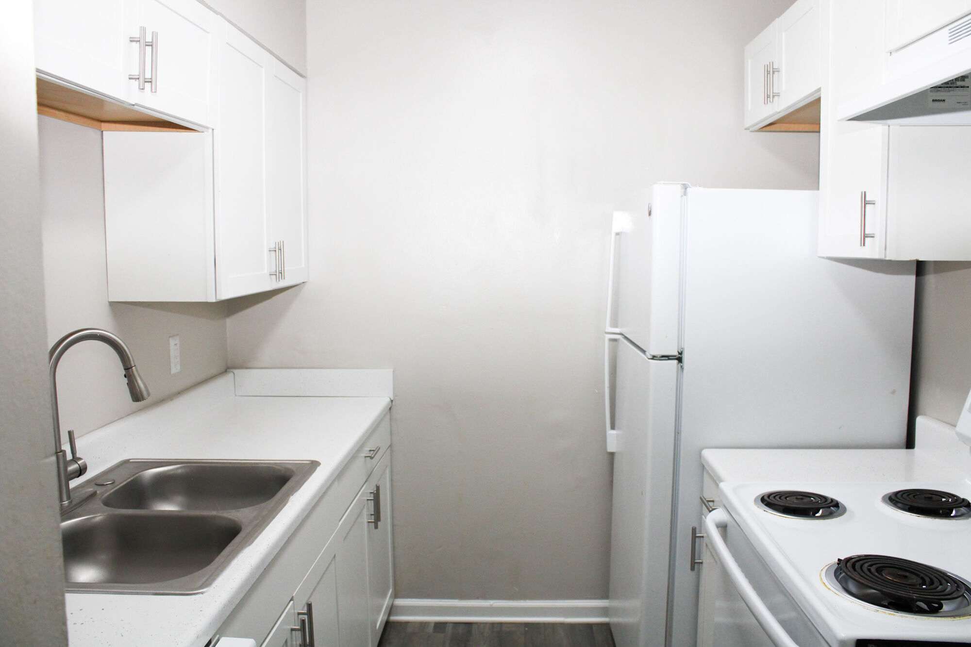 The Residences At Glen Oaks – photo 1