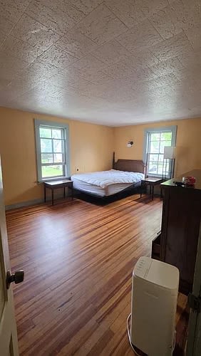 17 Laurel Street – photo 1 of 6