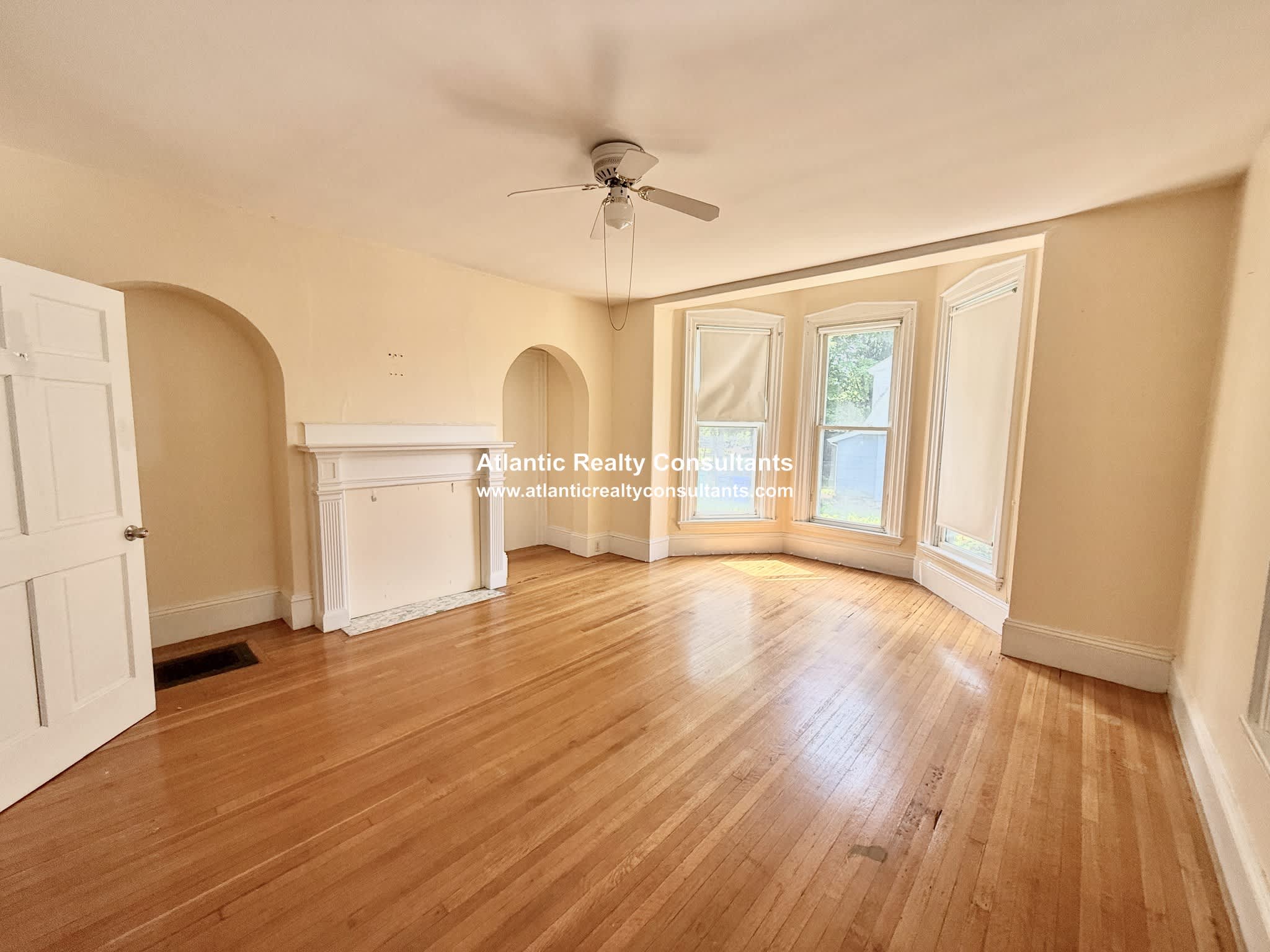 84 Walker St – photo 1