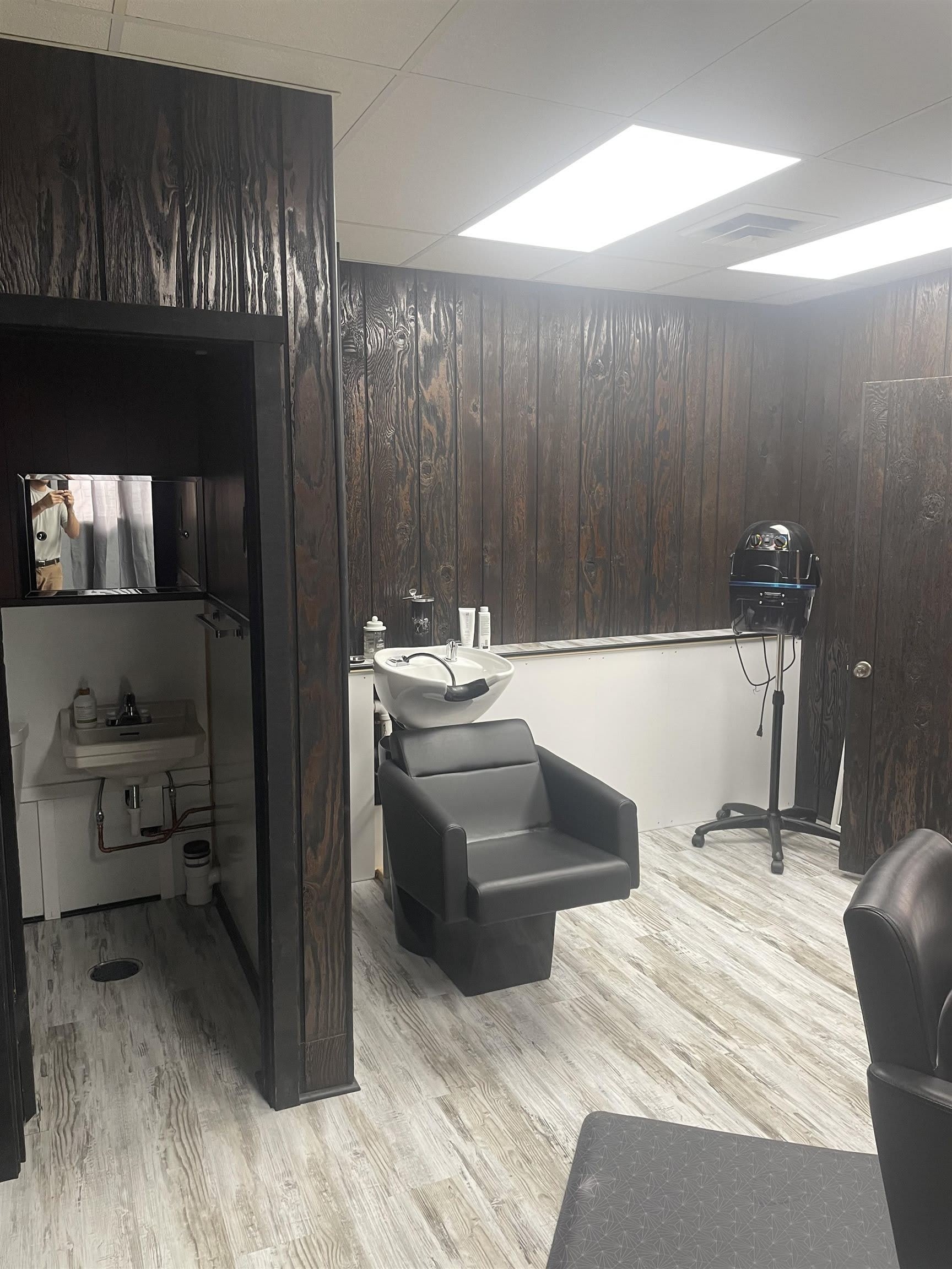 110 S 12Th St – photo 1 of 4