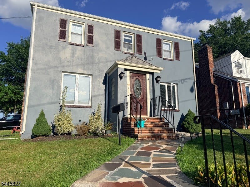 136 Belmohr St – photo 1