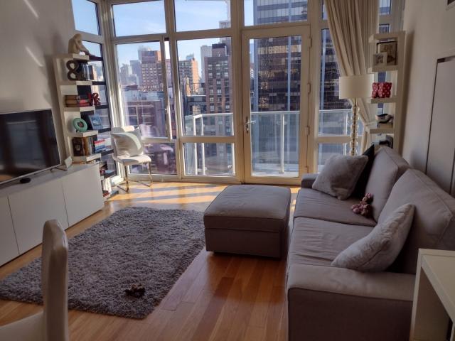 555 West 59th Street – photo 1