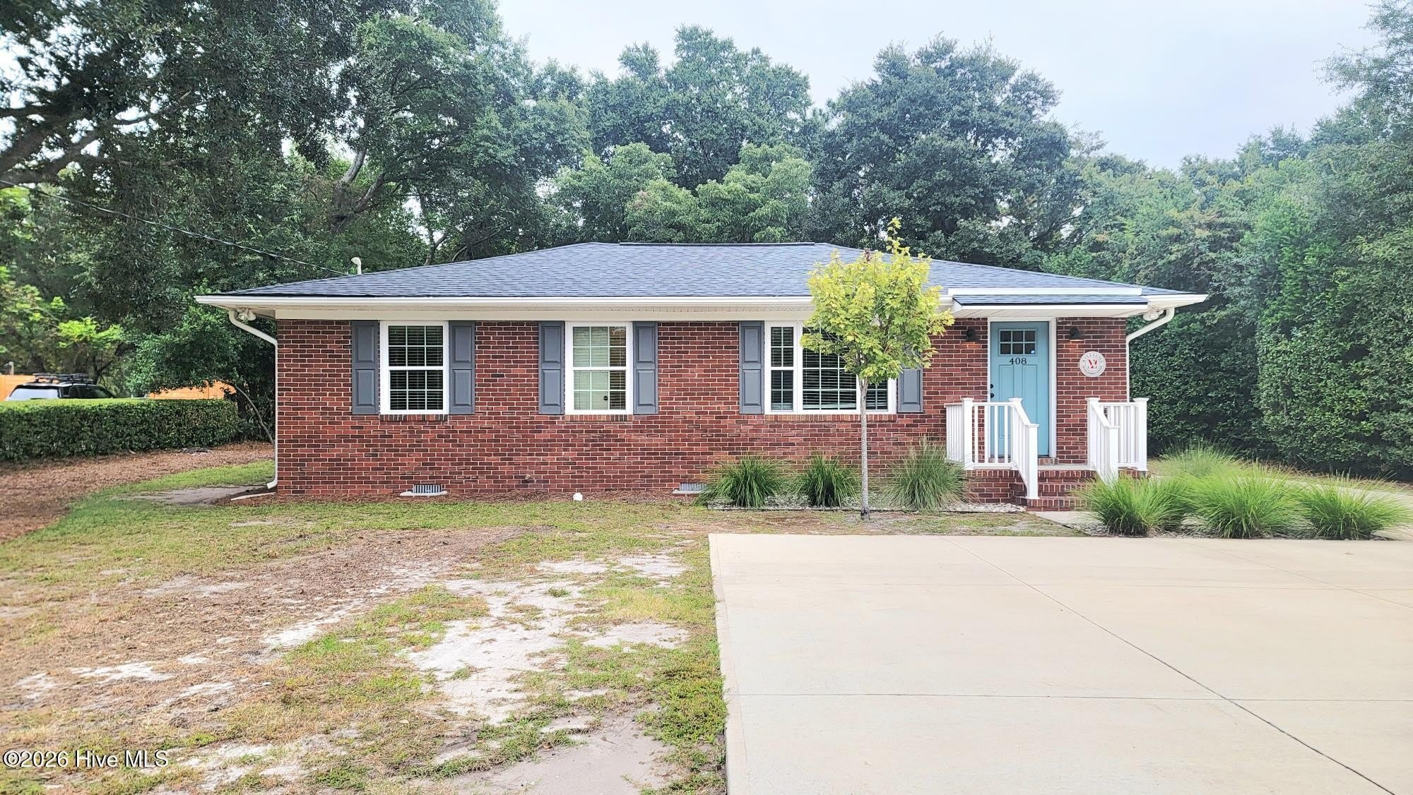 408 Pine Hills Drive – photo 1