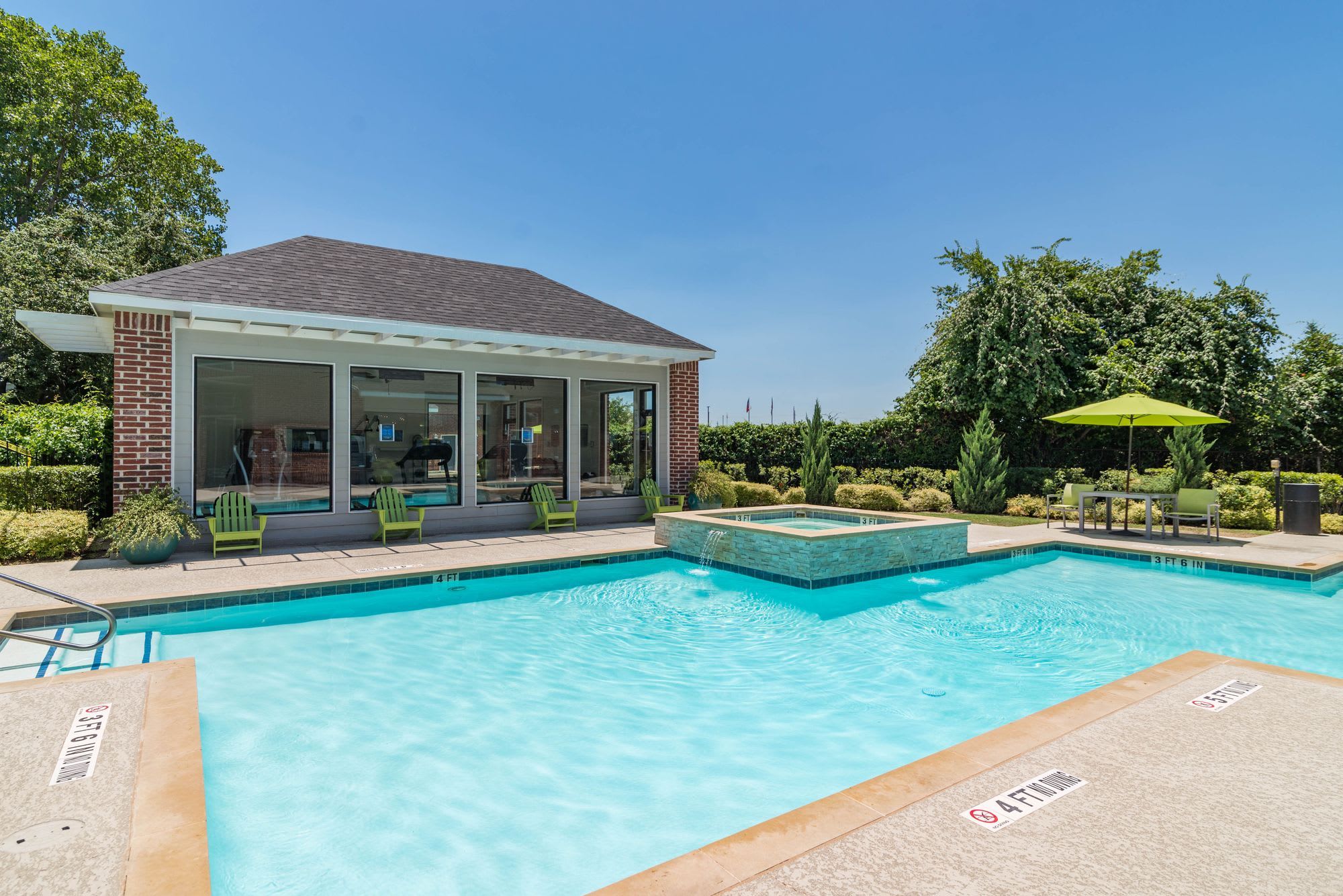 Regal Parc Apartment Homes – photo 1