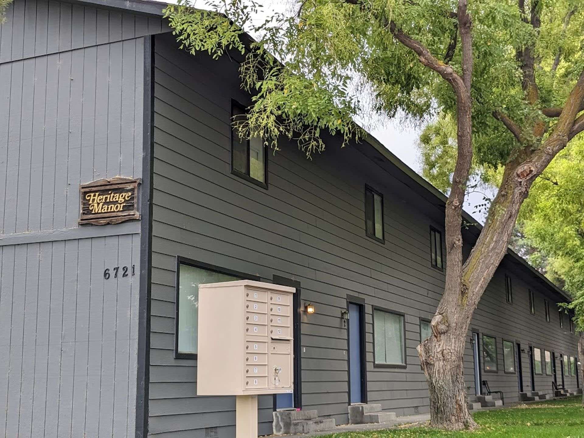 Heritage Manor – photo 1 of 239