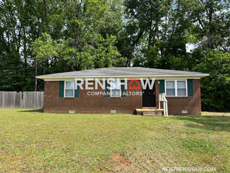 158 Navy Dr – photo 1 of 14