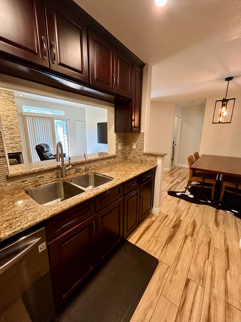 Modern and Convenient Condo Near Almaden Lake – photo 1