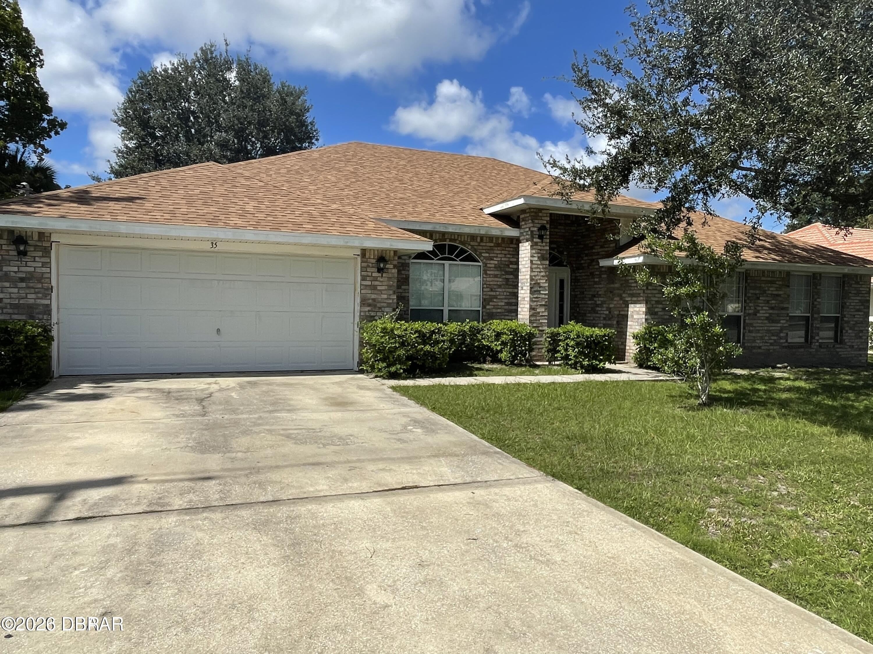 35 Rae Drive – photo 1 of 41