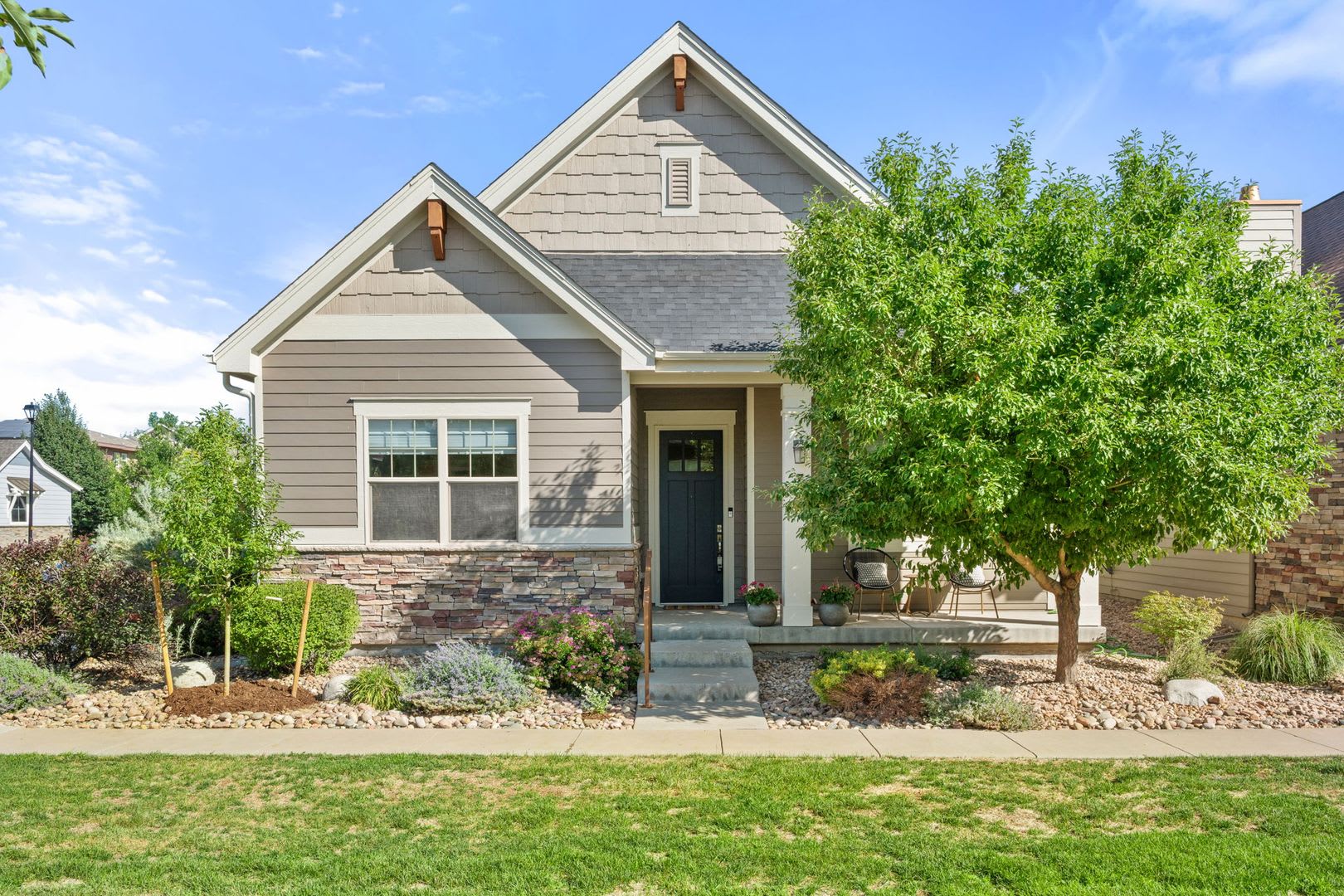 Charming 4 Bedroom, 3 Bath Steel Ranch Patio Home – photo 1
