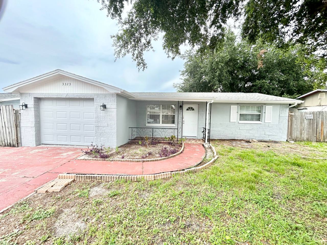 3323 Fairmount Dr – photo 1