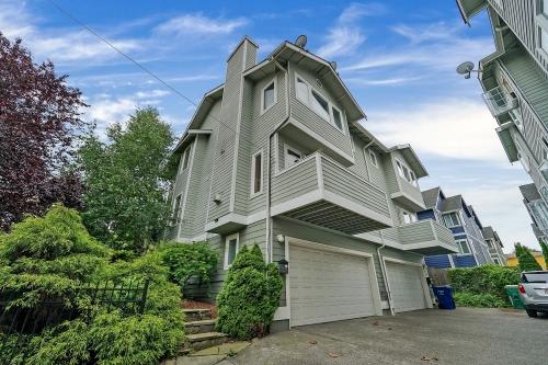 221 23rd ave – photo 1