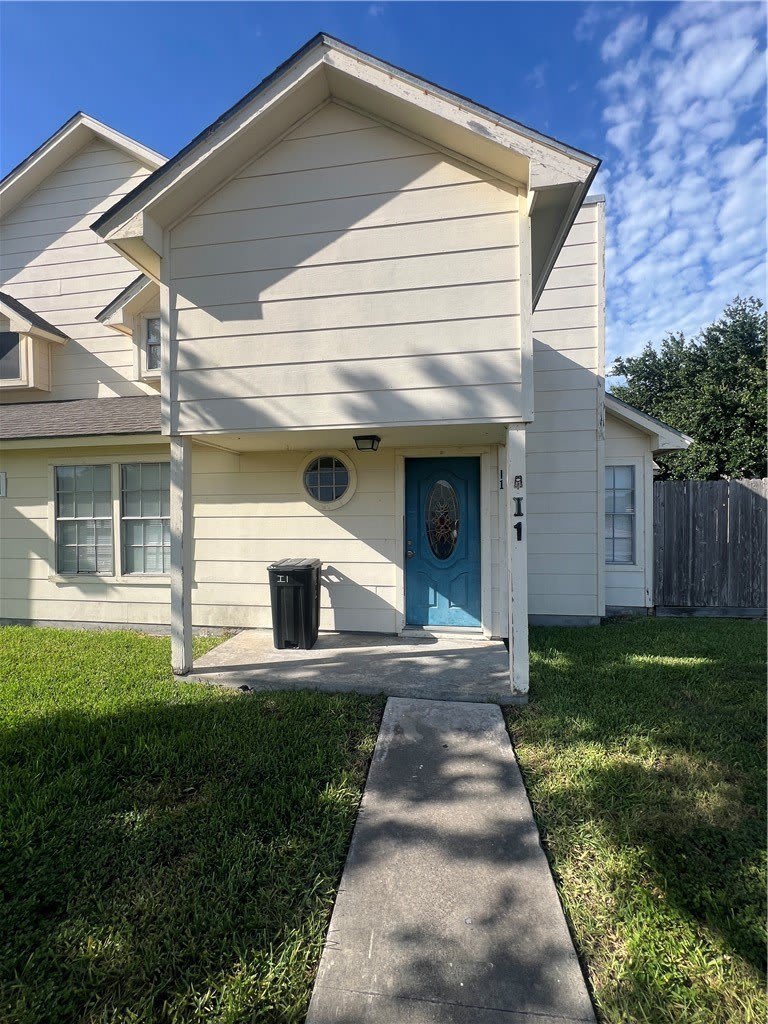 7202 The Mansions Drive – photo 1