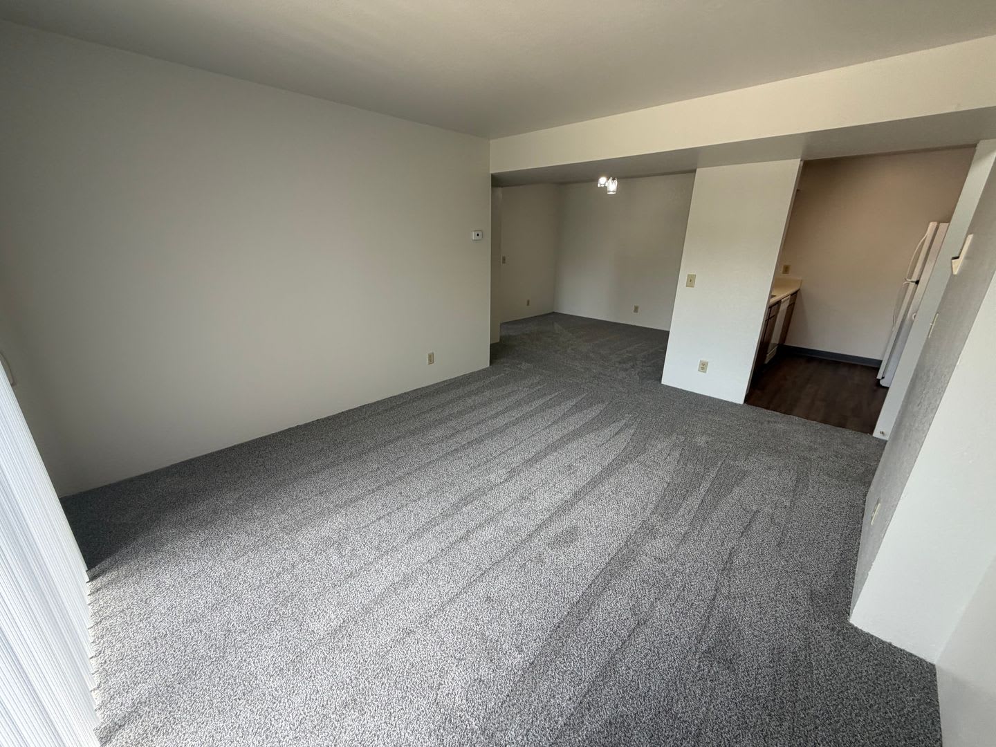 1 Bedroom, 1 bath – photo 1 of 14