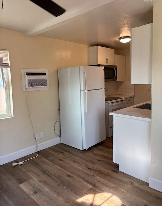 941 Gardner Ave – photo 1 of 5
