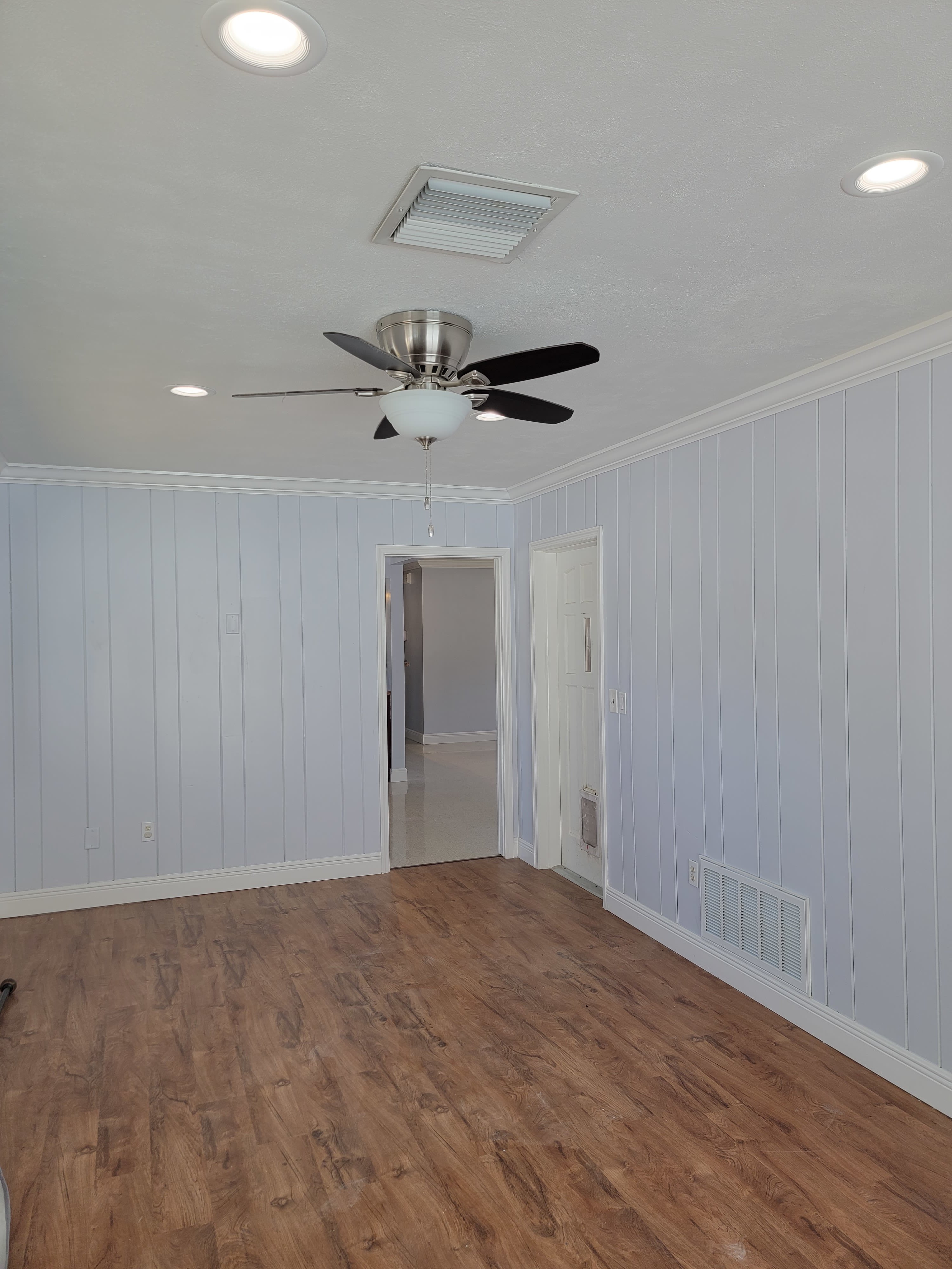 1310 Bayview Drive – photo 1