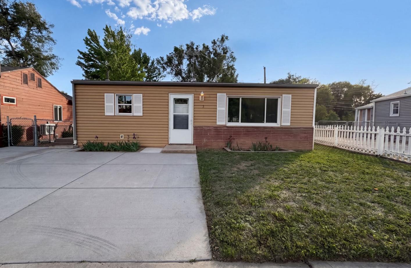 433 Sunnyside Ln – photo 1