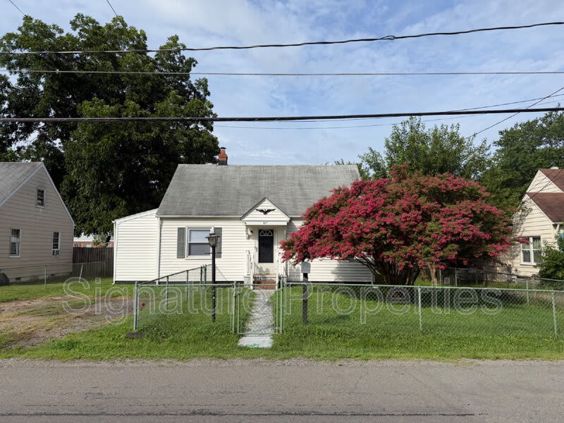 515 East Read Street – photo 1 of 18