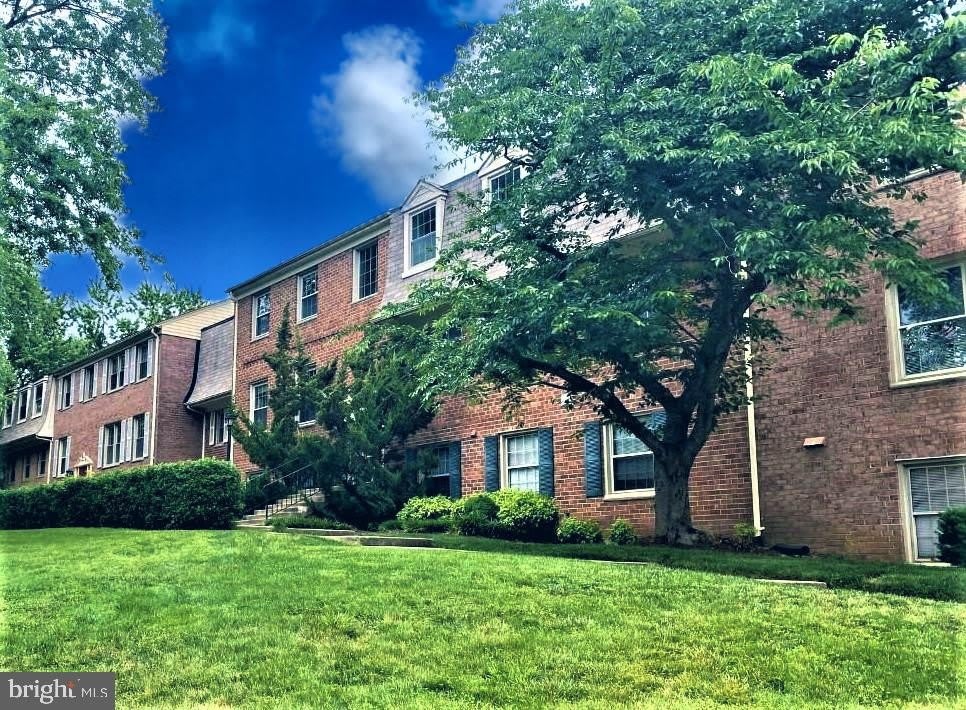 5974 WESTCHESTER PARK Drive