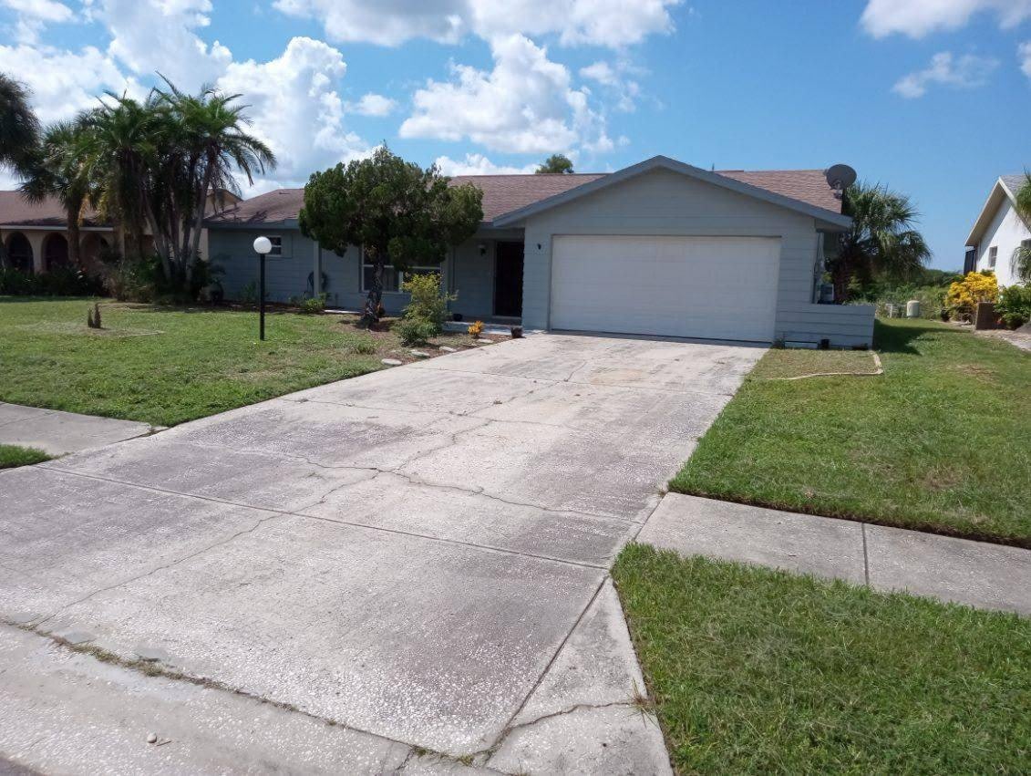 738 Flamingo Dr – photo 1