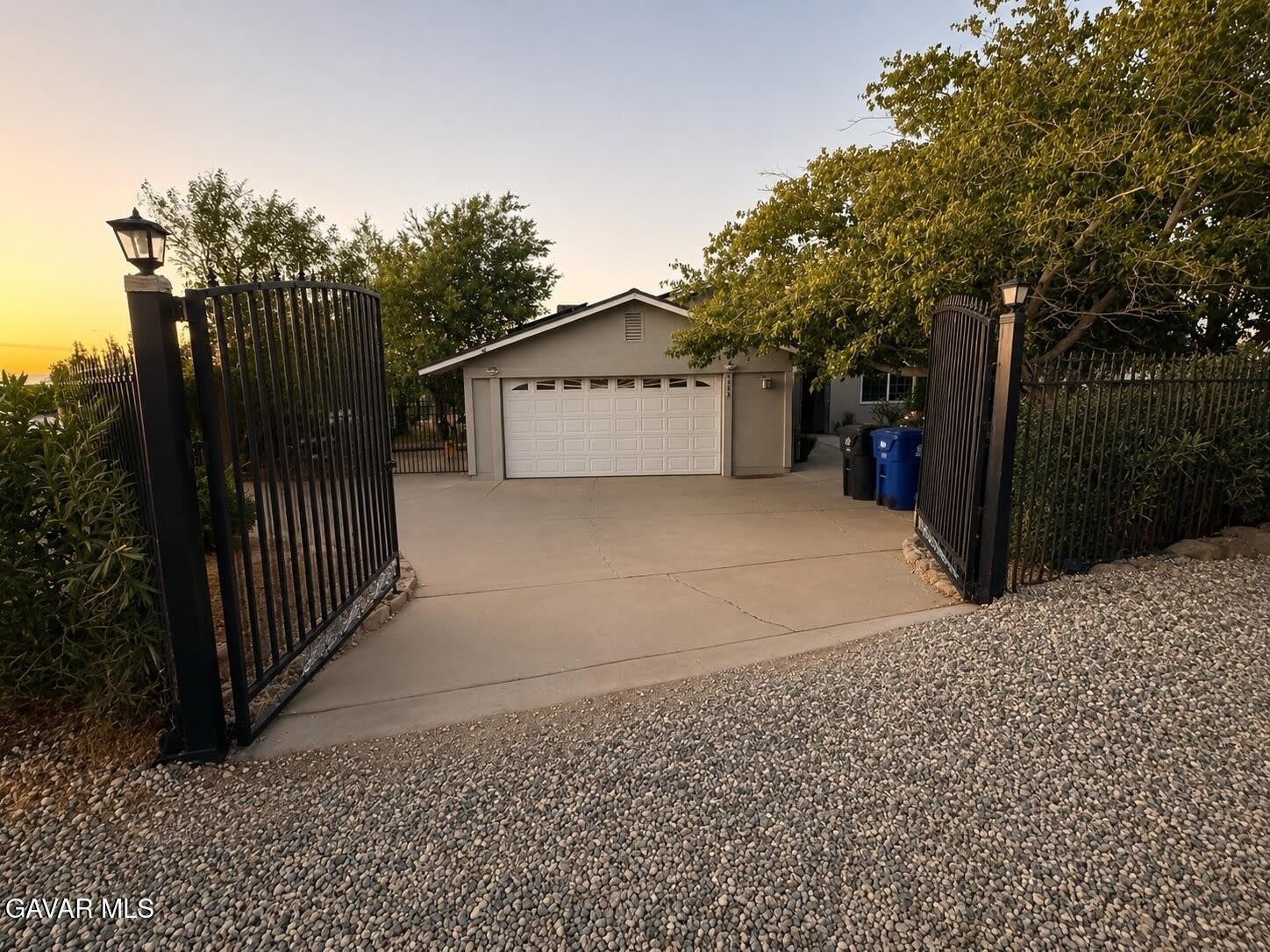 3333 E Ave T 2 – photo 1