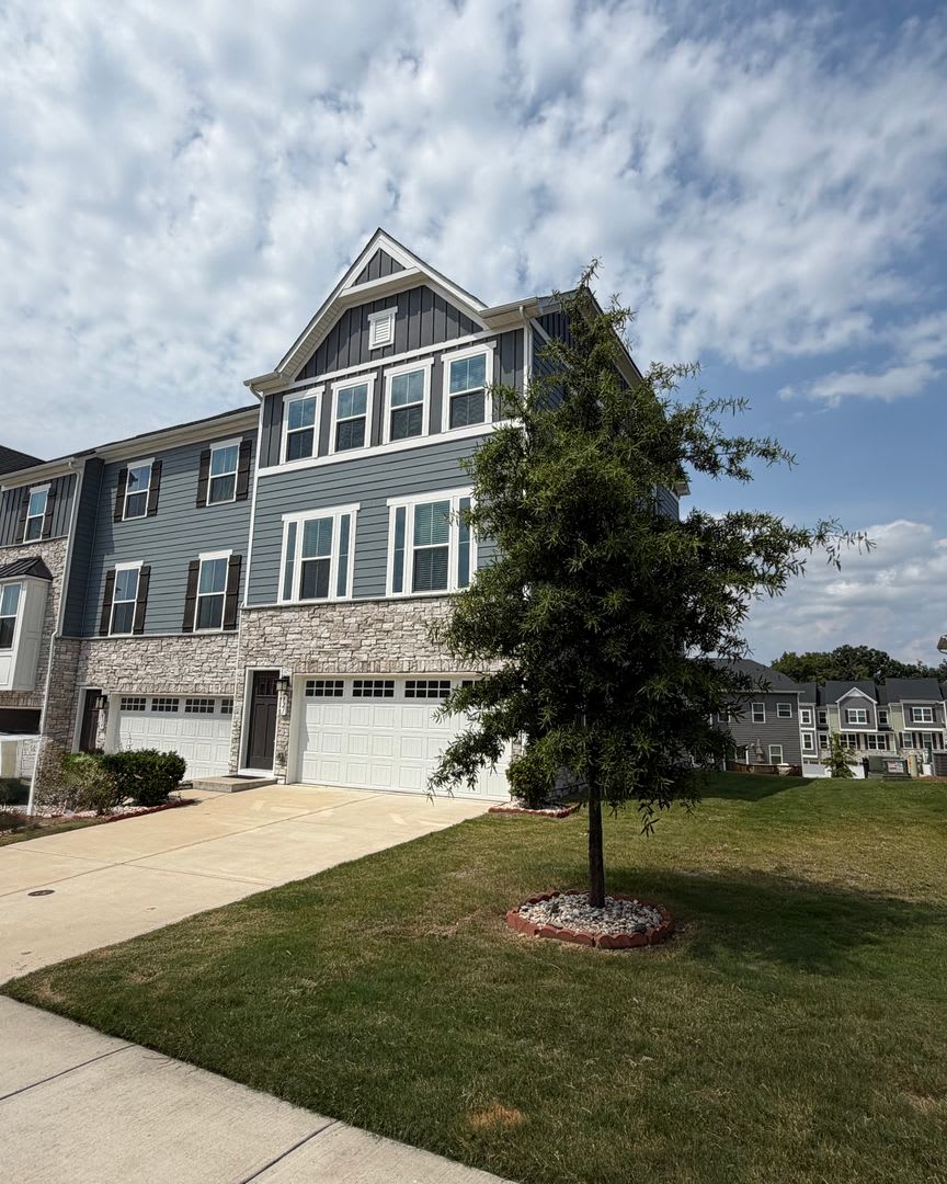 Exclusively Offered By Muse Realty Rentals Llc – photo 1 of 248
