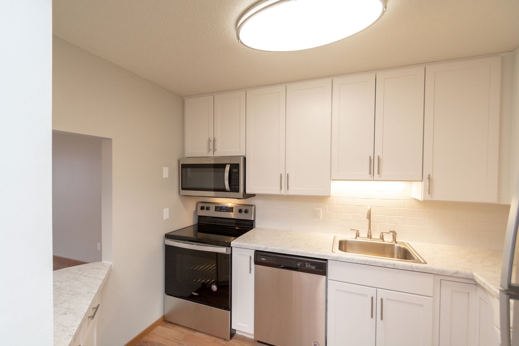 Poplar Bridge Apartments – photo 1