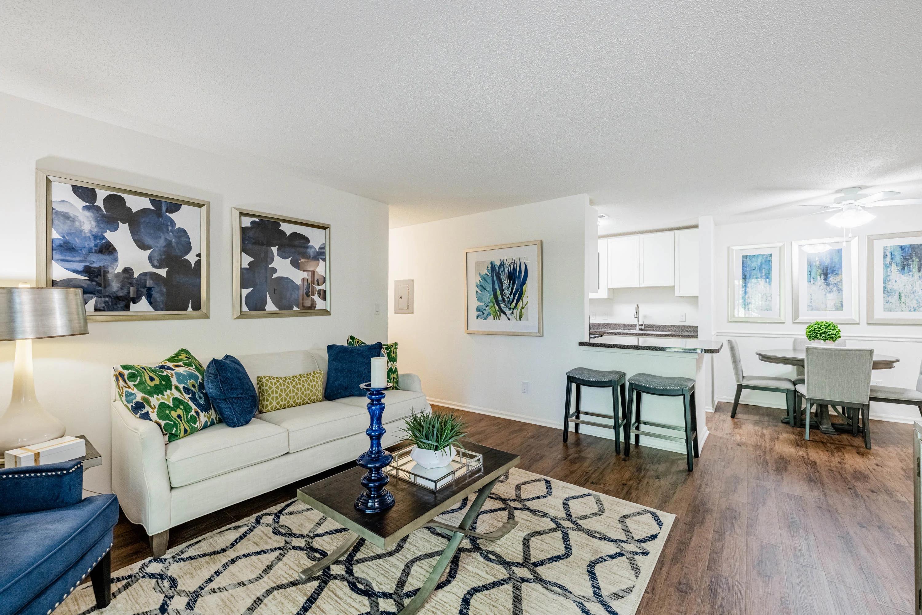 Grove Parkview – photo 1 of 5